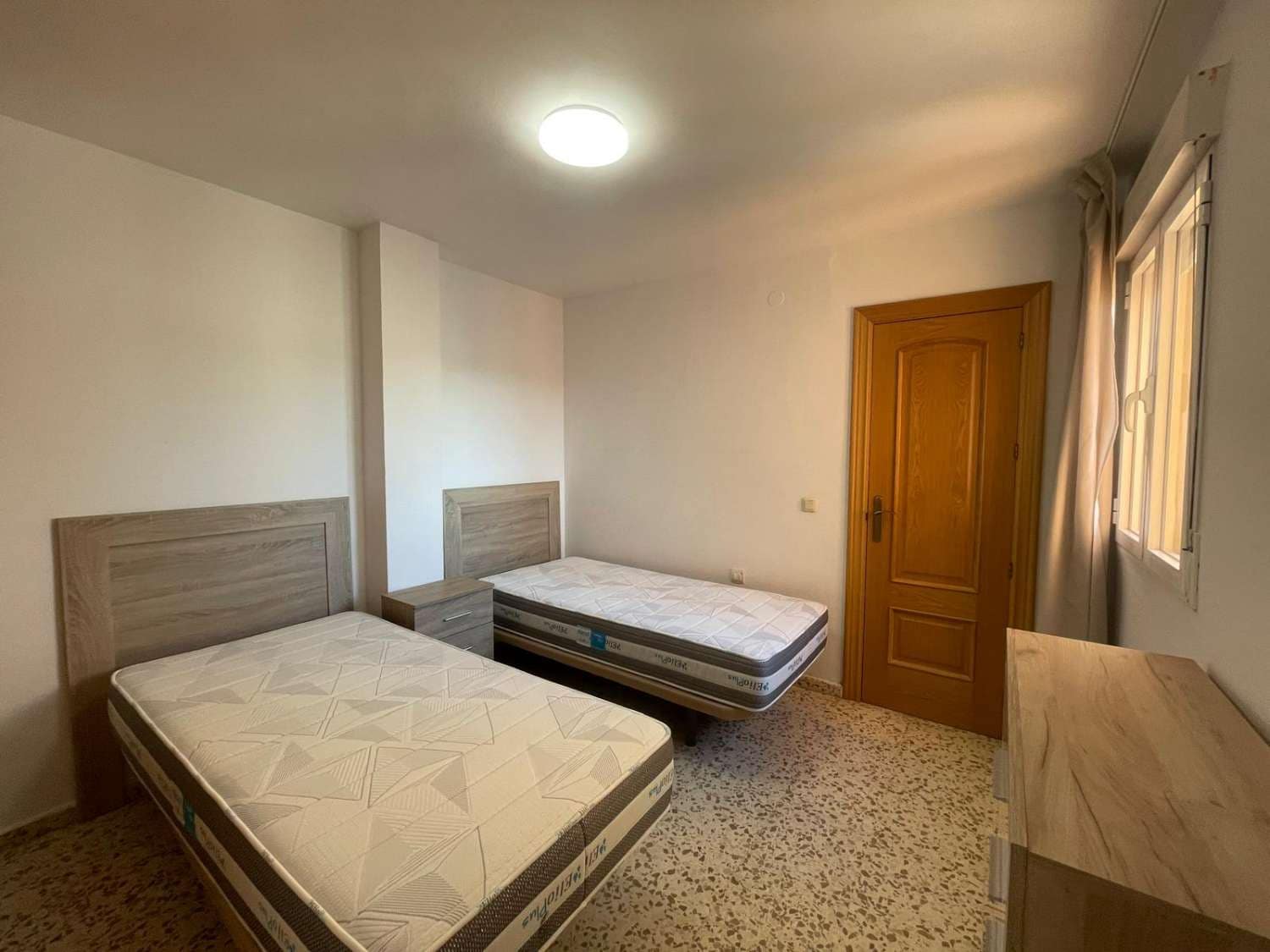 3 bedroom Flat for sale in Torre del Mar with pool garage - € 330,000 (Ref: 10011812)