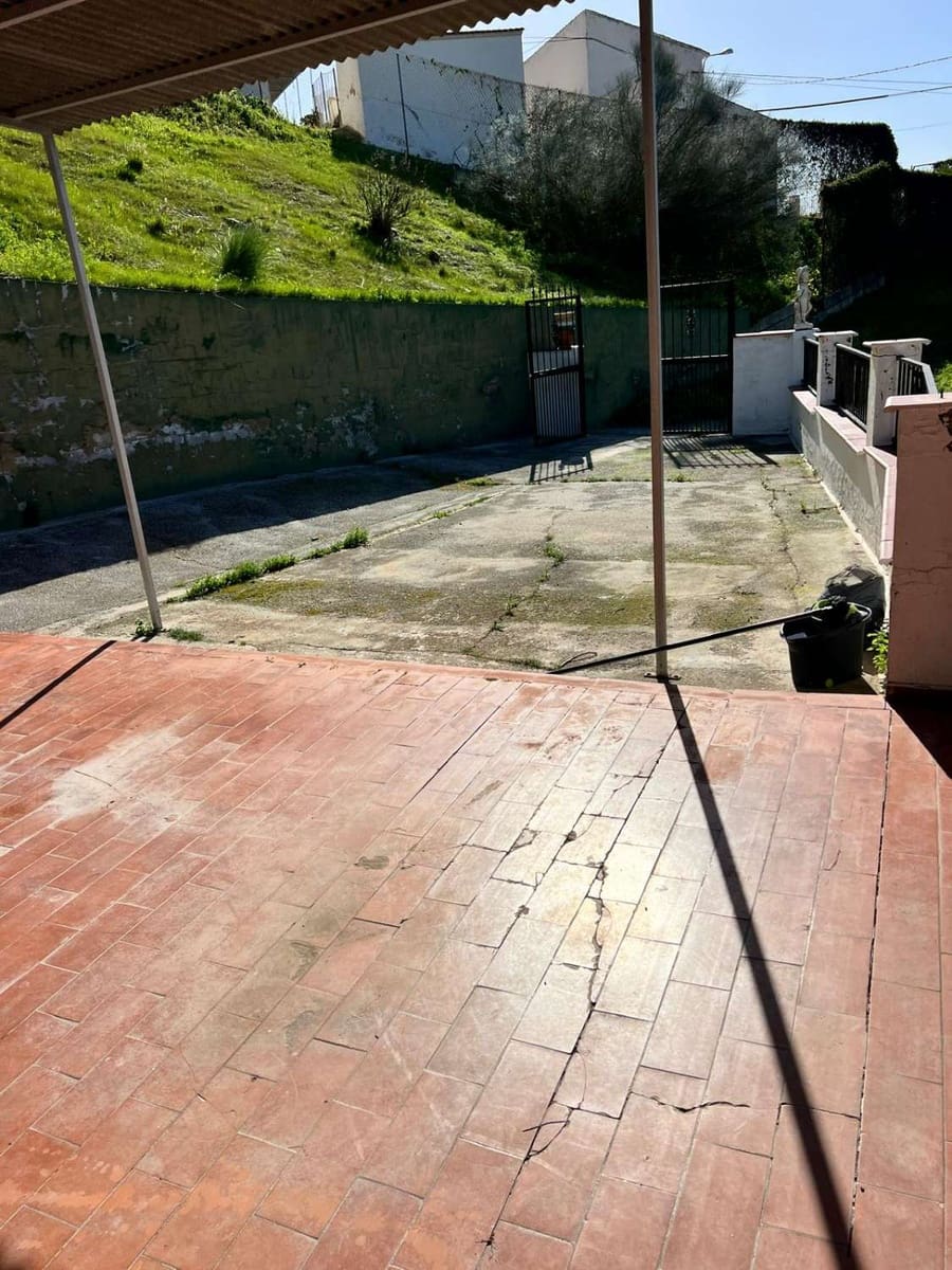 3 bedroom Finca/Country House for sale in Velez-Malaga with garage - € 310,000 (Ref: 10011813)