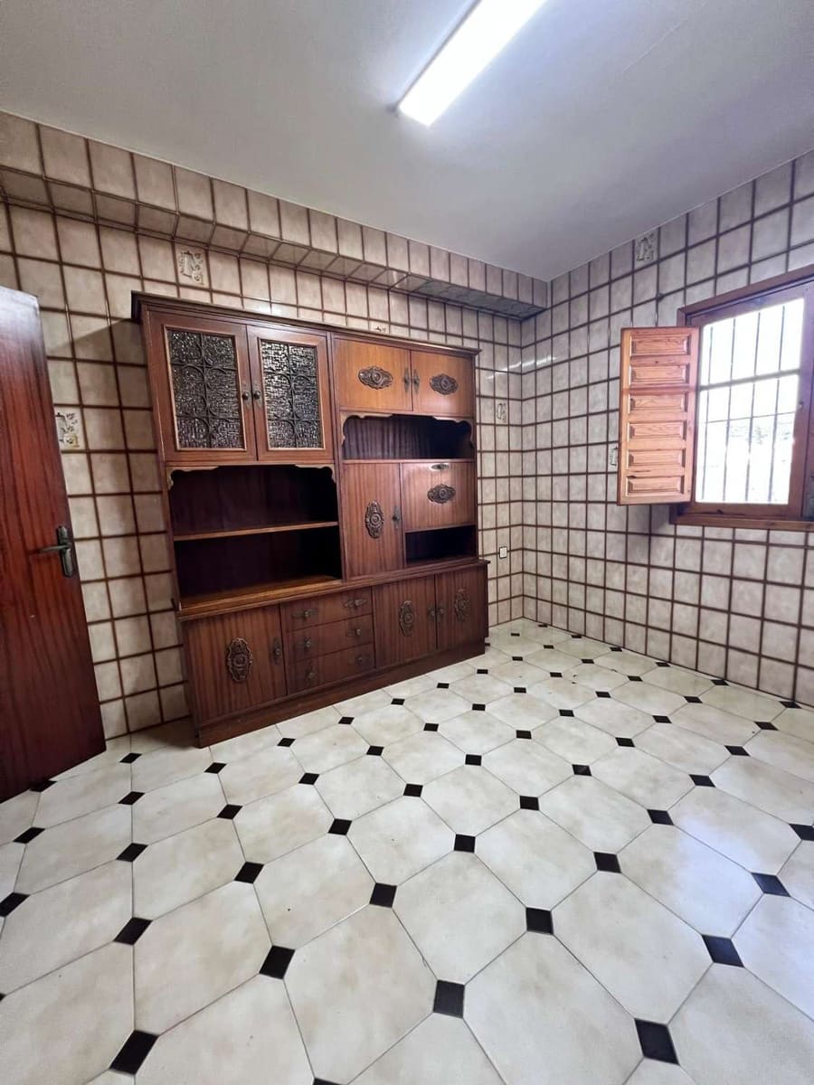 3 bedroom Finca/Country House for sale in Velez-Malaga with garage - € 310,000 (Ref: 10011813)