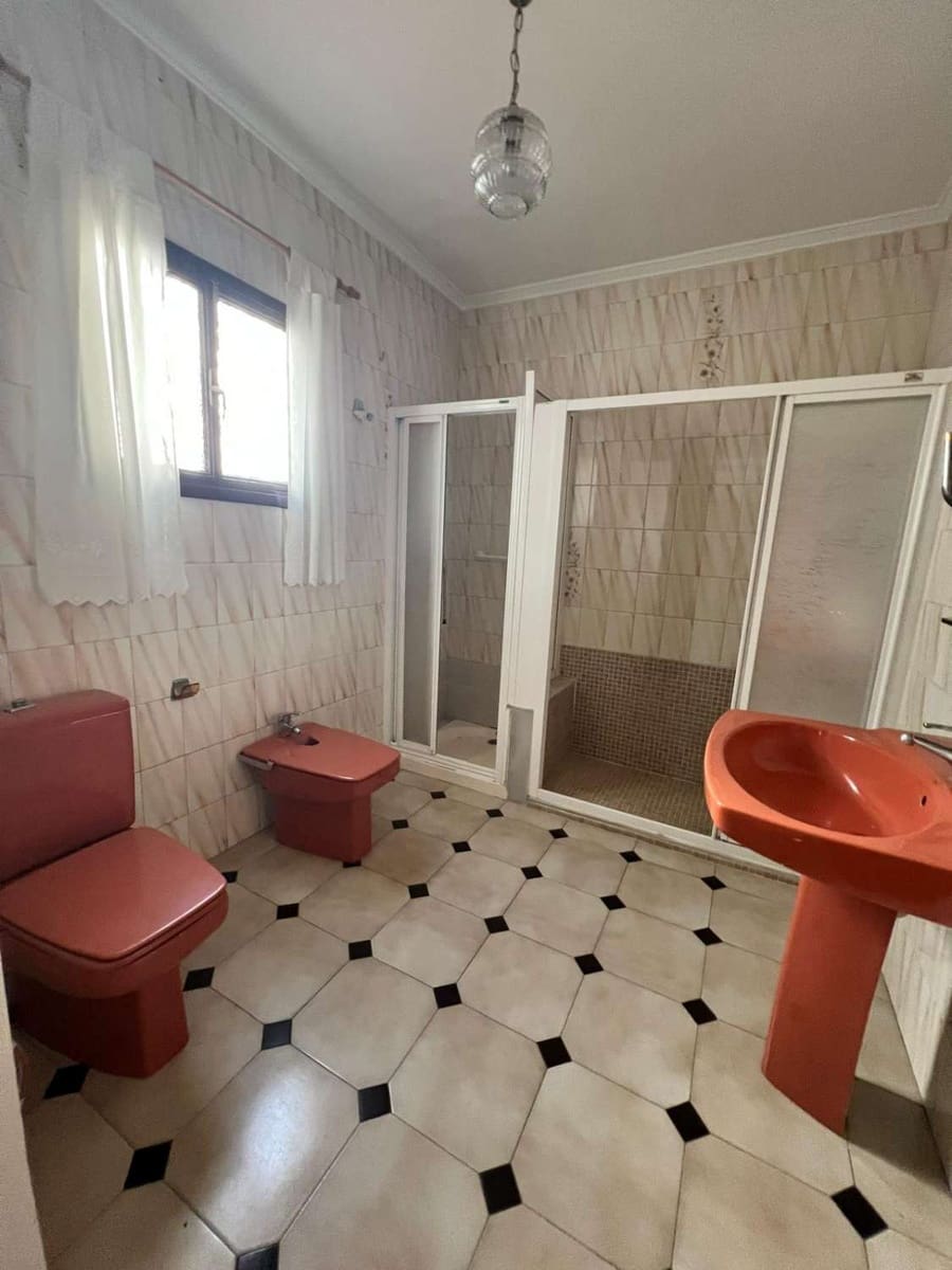 3 bedroom Finca/Country House for sale in Velez-Malaga with garage - € 310,000 (Ref: 10011813)