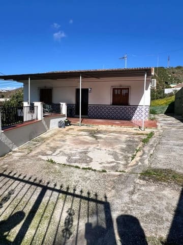 3 bedroom Finca/Country House for sale in Vélez-Málaga with garage - € 310,000 (Ref: 10011813)