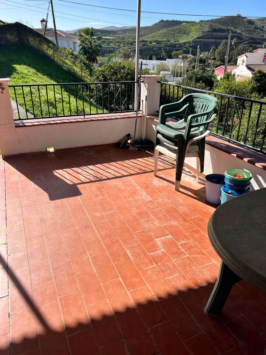 3 bedroom Finca/Country House for sale in Velez-Malaga with garage - € 310,000 (Ref: 10011813)