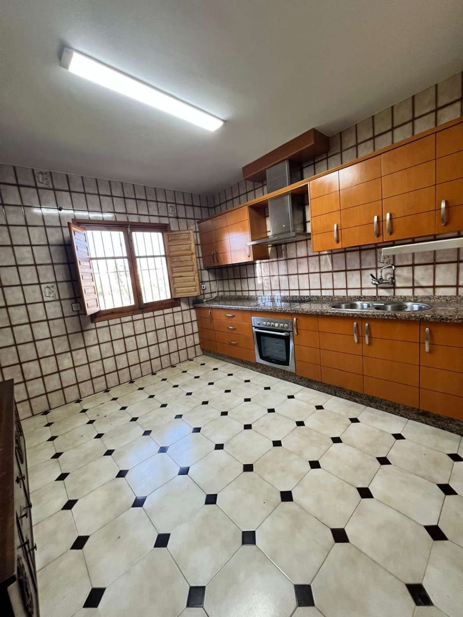 3 bedroom Finca/Country House for sale in Velez-Malaga with garage - € 310,000 (Ref: 10011813)
