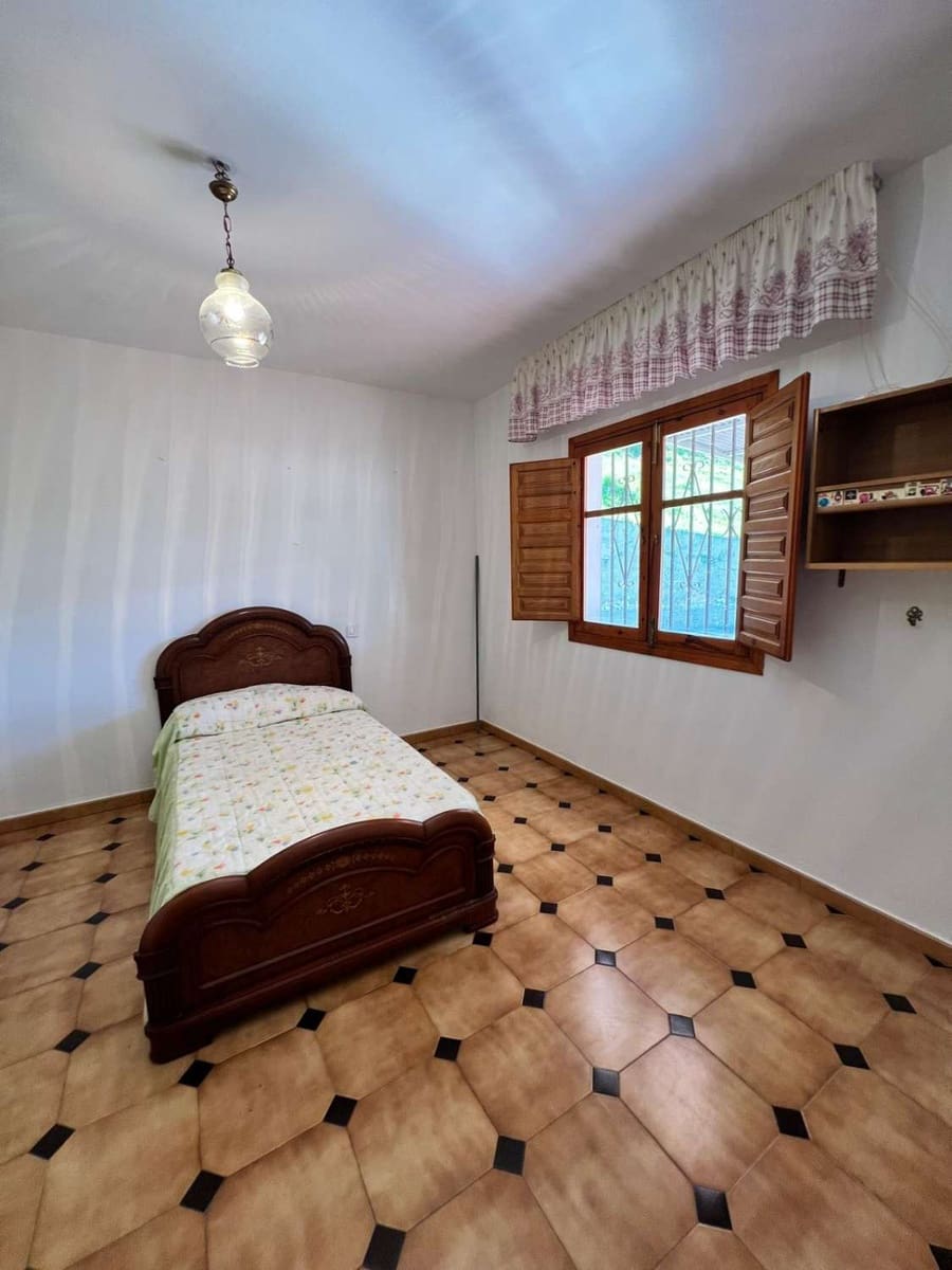 3 bedroom Finca/Country House for sale in Velez-Malaga with garage - € 310,000 (Ref: 10011813)