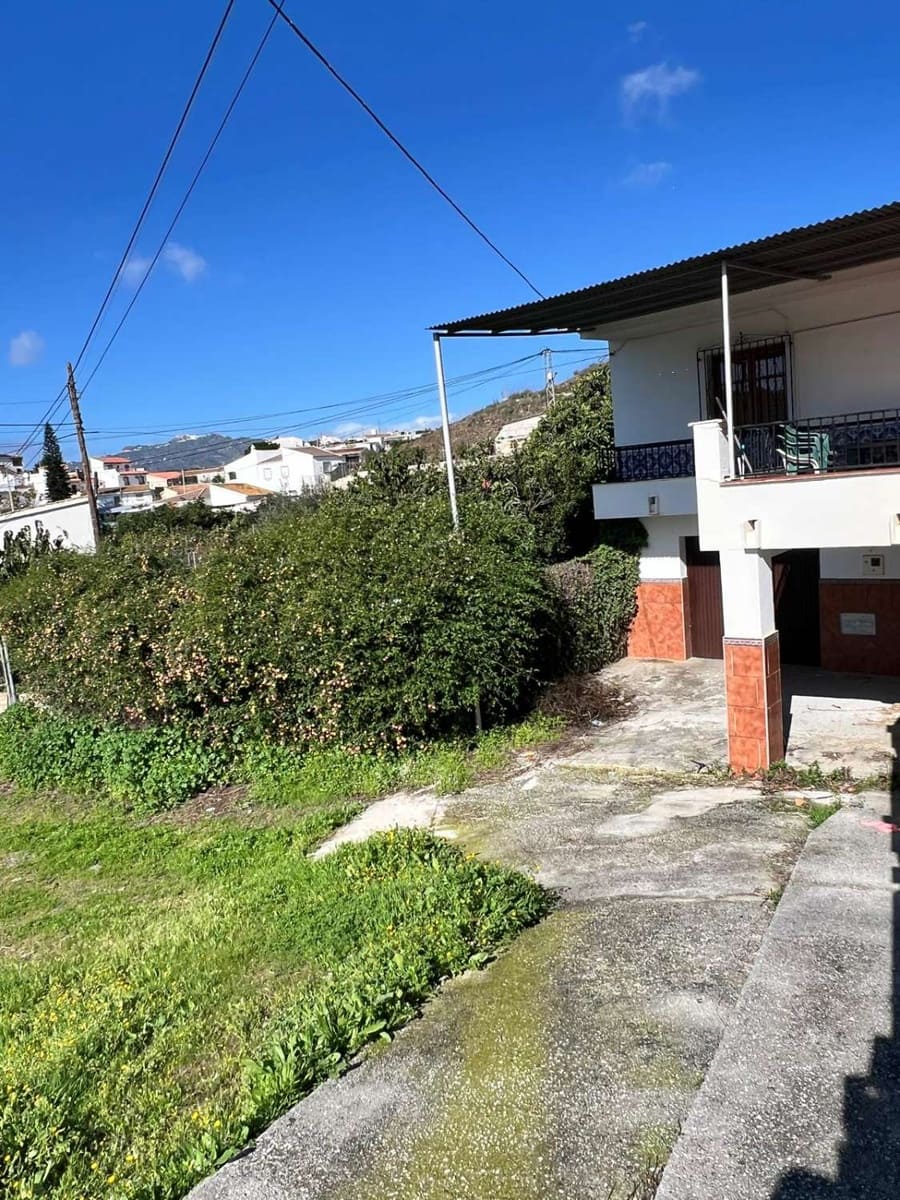 3 bedroom Finca/Country House for sale in Velez-Malaga with garage - € 310,000 (Ref: 10011813)