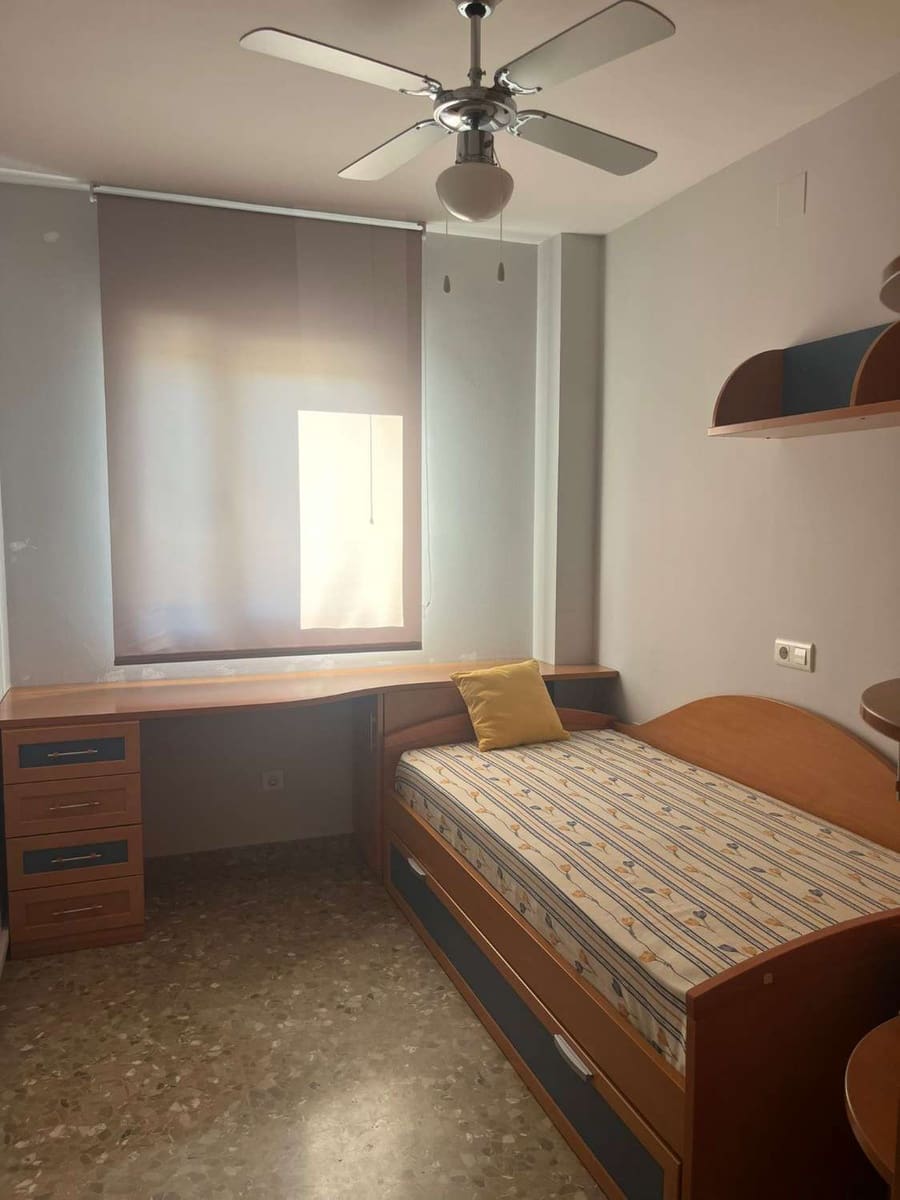 3 slaapkamer Flat te koop in Torre del Mar met zwembad garage - € 299.000 (Ref: 10011814)