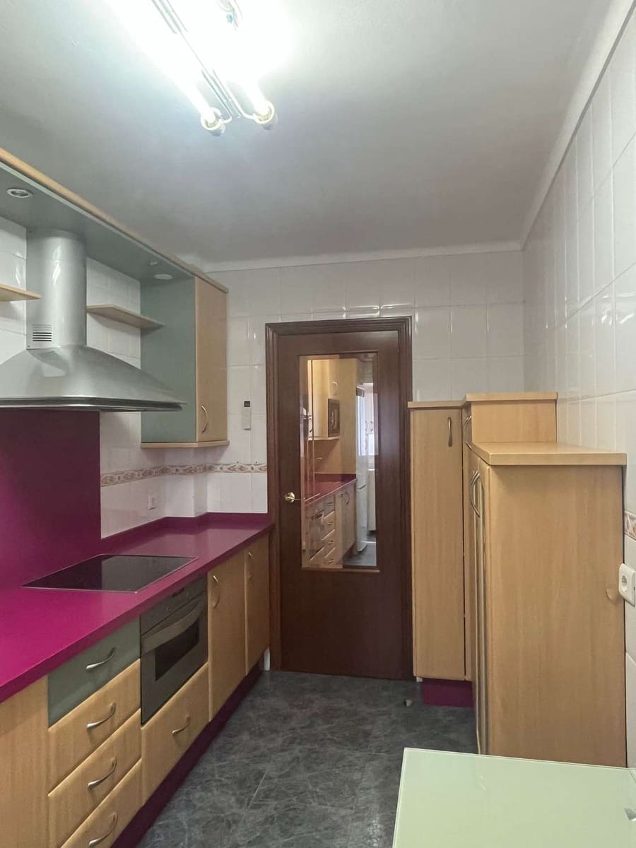 3 slaapkamer Flat te koop in Torre del Mar met zwembad garage - € 299.000 (Ref: 10011814)