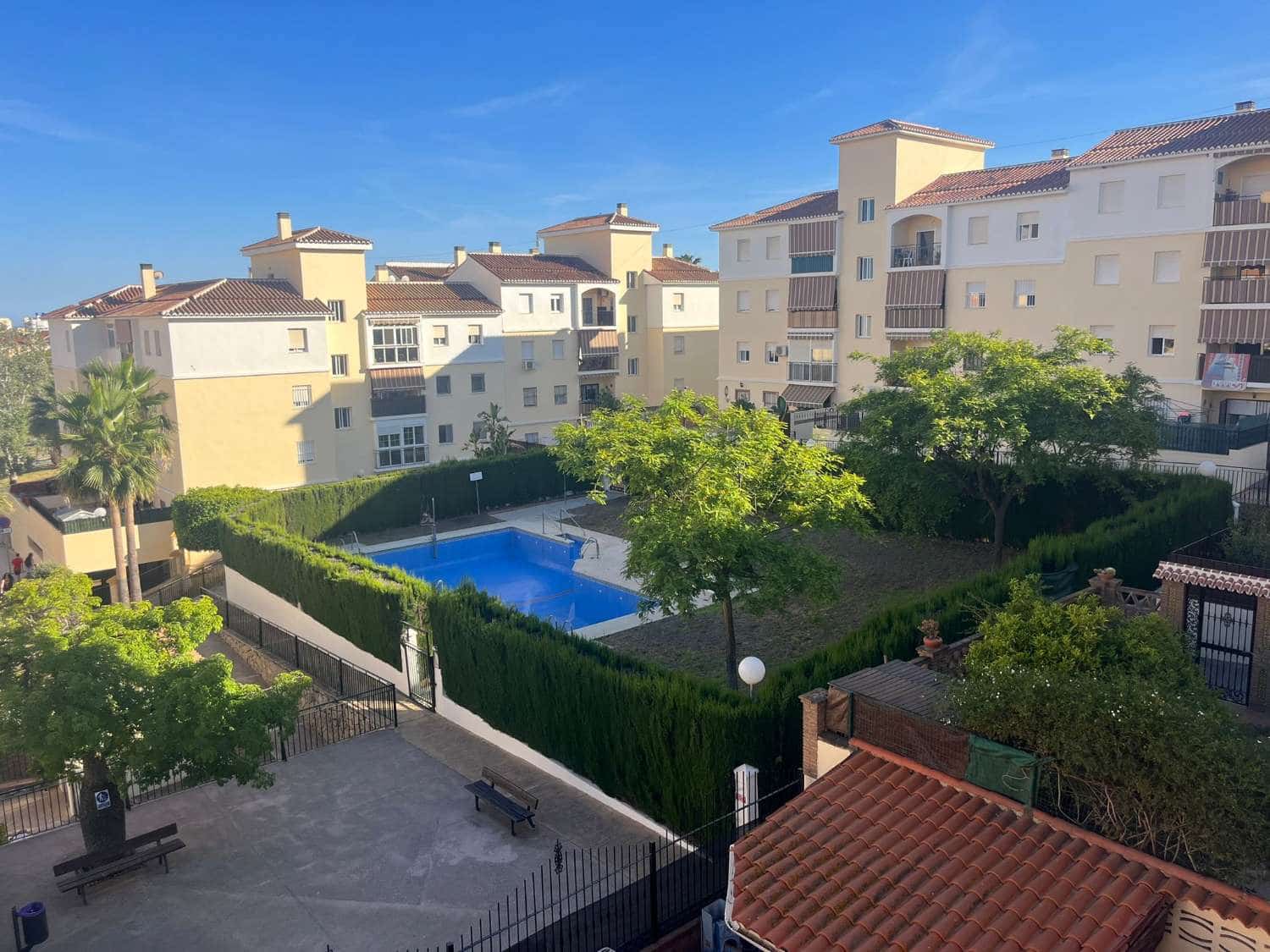 3 slaapkamer Flat te koop in Torre del Mar met zwembad garage - € 299.000 (Ref: 10011814)