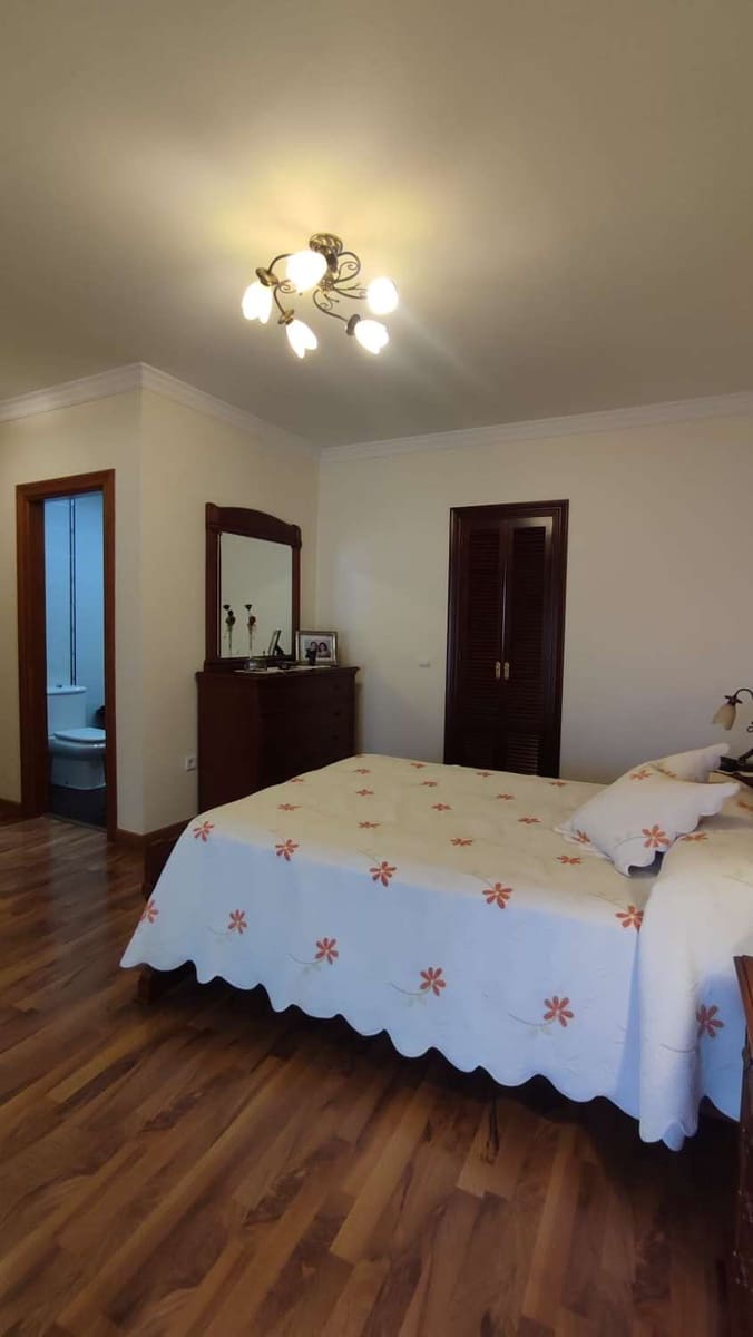 3 bedroom Townhouse for sale in Algarrobo with garage - € 470,000 (Ref: 10011815)