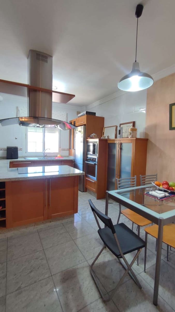 3 bedroom Townhouse for sale in Algarrobo with garage - € 470,000 (Ref: 10011815)
