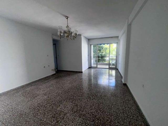 3 bedroom Flat for sale in Torre del Mar, Vélez-Málaga - € 280,000 (Ref: 10011816)