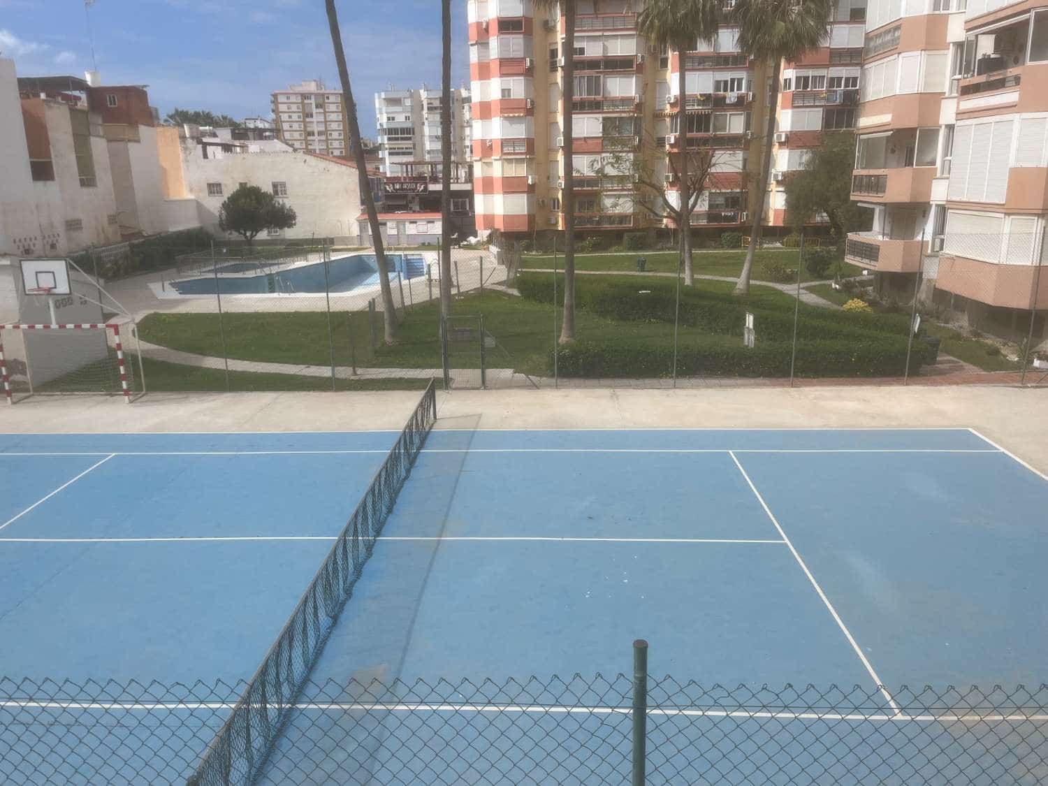3 slaapkamer Flat te koop in Torre del Mar met zwembad - € 299.000 (Ref: 10011817)