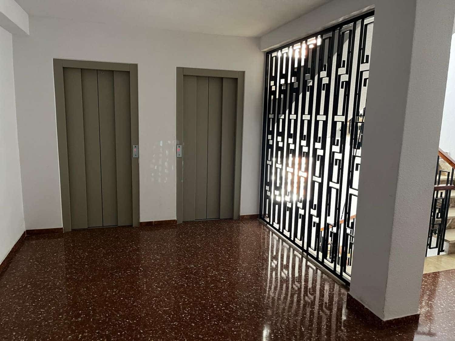 3 slaapkamer Flat te koop in Torre del Mar met zwembad - € 299.000 (Ref: 10011817)