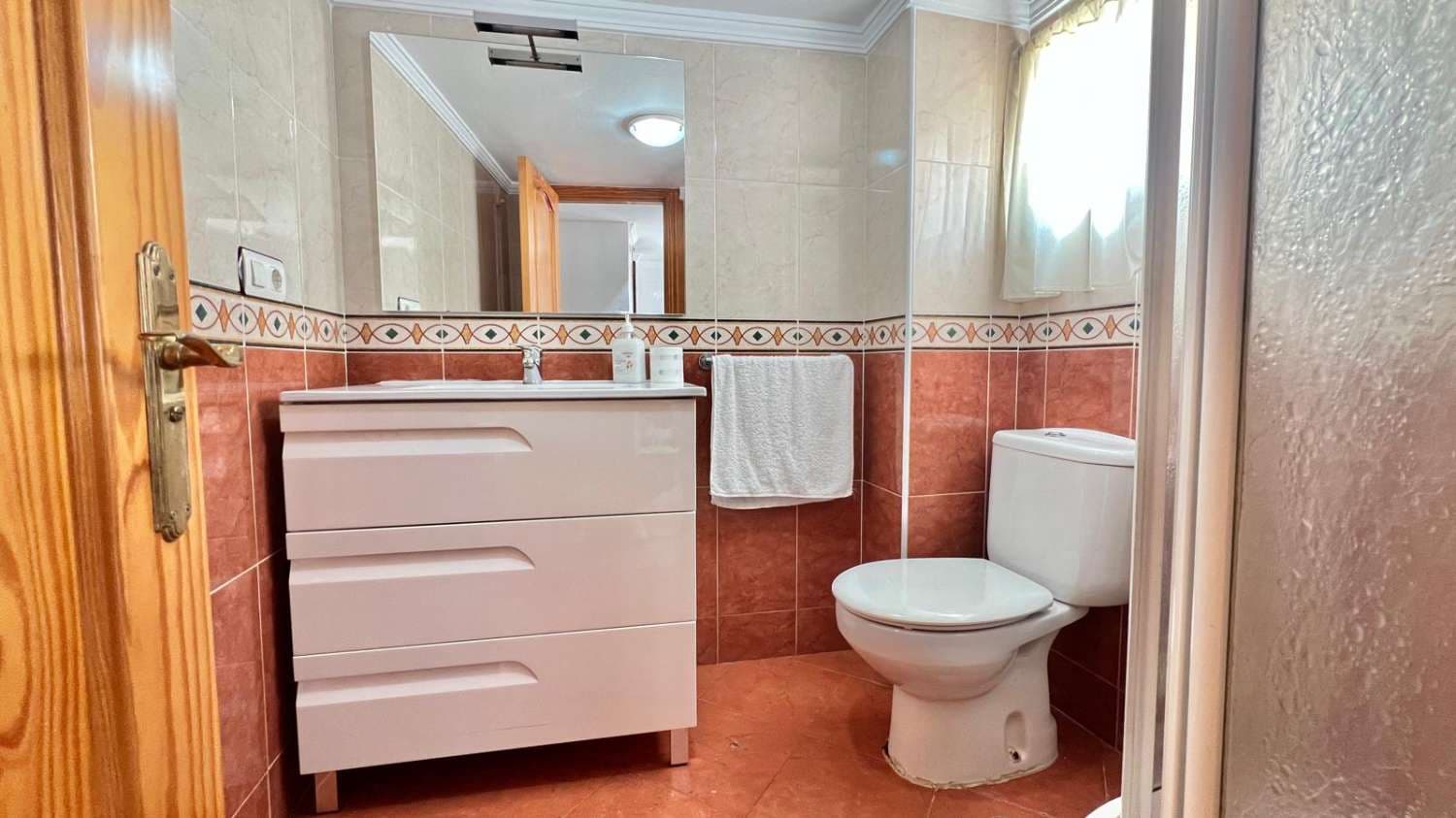 Piso de 2 habitaciones en Torre del Mar en venta - 180.000 € (Ref: 10011818)