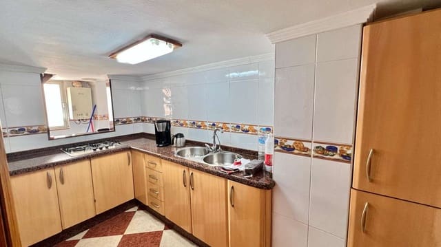 2 bedroom Flat for sale in Torre del Mar, Vélez-Málaga - € 180,000 (Ref: 10011818)