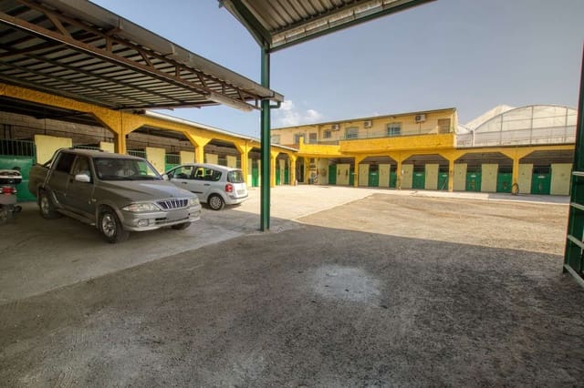 4 chambre Finca/Maison de Campagne à vendre à Torre del Mar, Vélez-Málaga avec piscine - 890 000 € (Ref: 10011819)