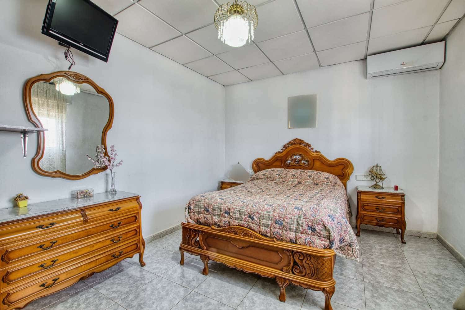 4 chambre Finca/Maison de Campagne à vendre à Torre del Mar avec piscine - 890 000 € (Ref: 10011819)