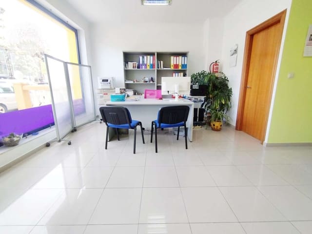 Commercieel te koop in Vélez-Málaga - € 86.000 (Ref: 10011820)