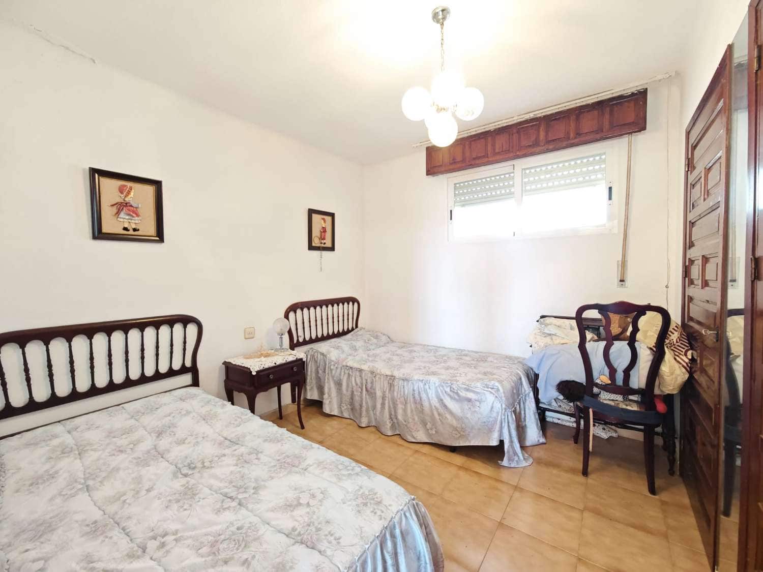 3 Zimmer Wohnung zu verkaufen in Torre del Mar mit Pool - 309.000 € (Ref: 10011822)