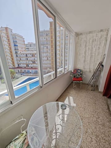 2 bedroom Flat for sale in Torre del Mar, Vélez-Málaga with pool - € 270,000 (Ref: 10011824)