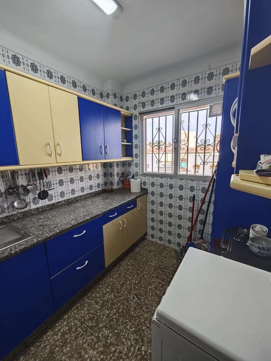 2 quarto Apartamento para venda em Torre del Mar com piscina - 260 000 € (Ref: 10011824)