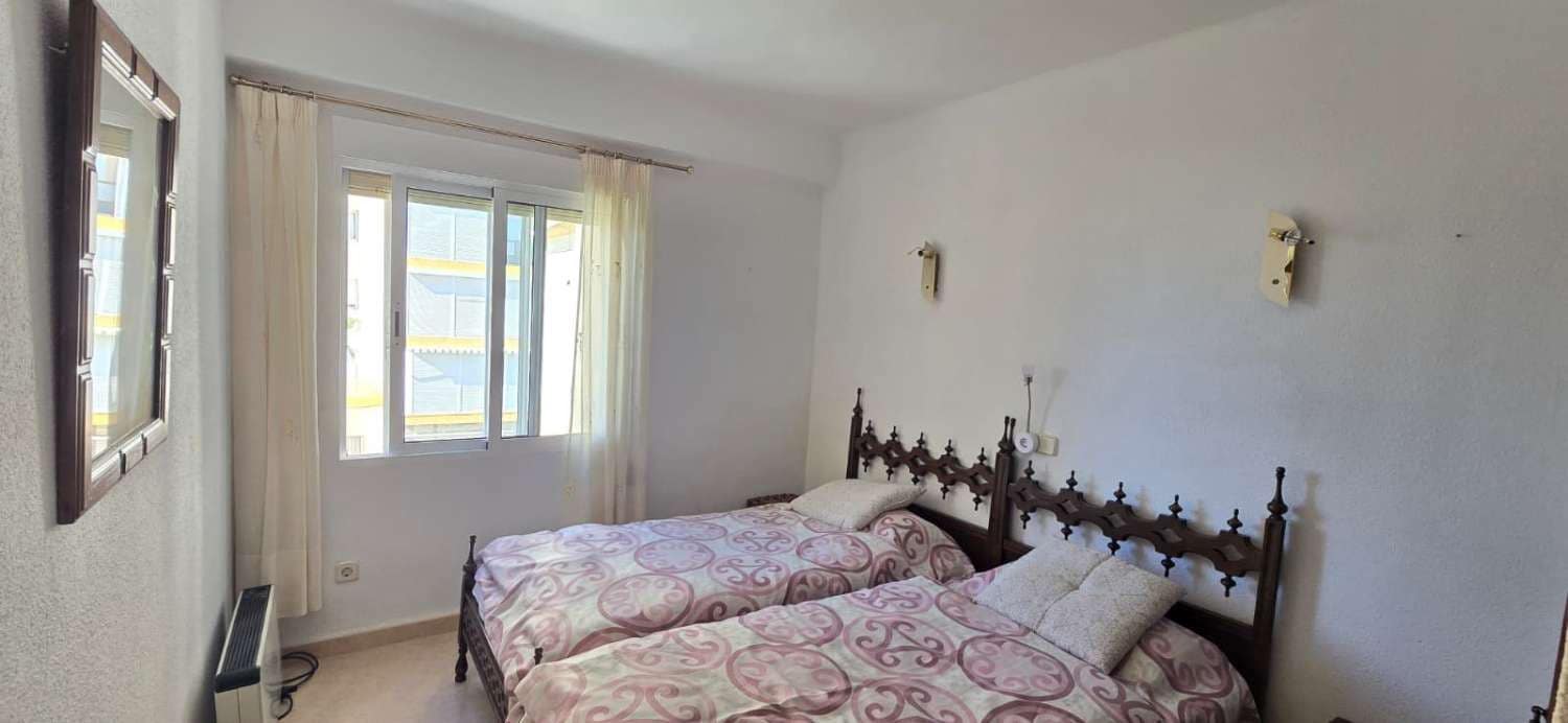 2 bedroom Flat for sale in Algarrobo with pool - € 325,000 (Ref: 10011827)