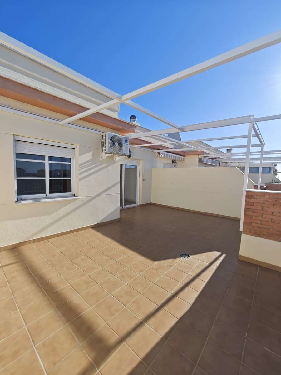 4 bedroom Flat for sale in Torre del Mar with garage - € 484,900 (Ref: 10011828)