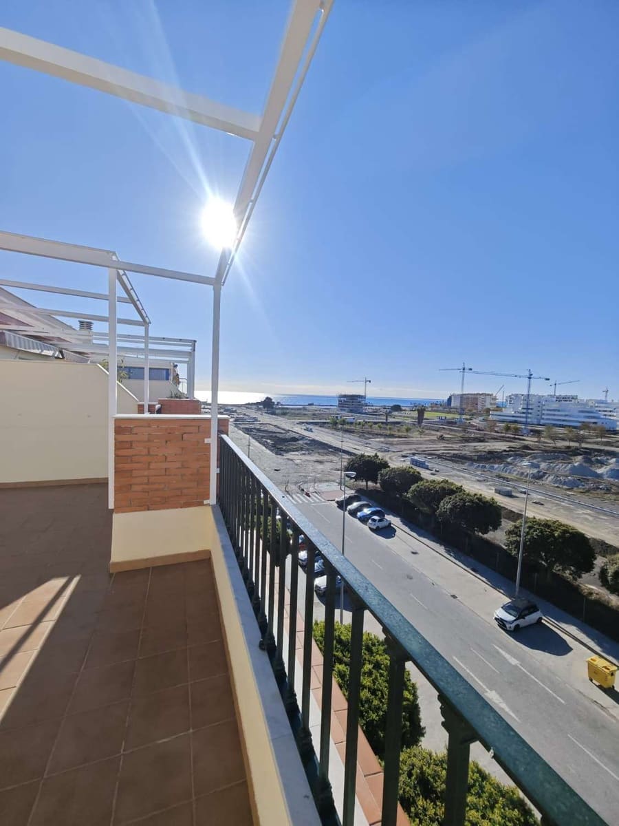 4 bedroom Flat for sale in Torre del Mar with garage - € 484,900 (Ref: 10011828)