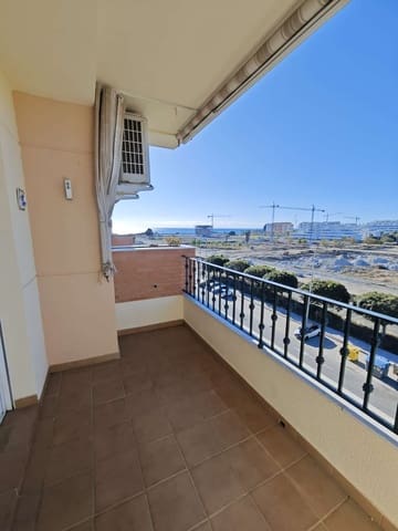 4 bedroom Flat for sale in Torre del Mar, Vélez-Málaga with garage - € 484,900 (Ref: 10011828)
