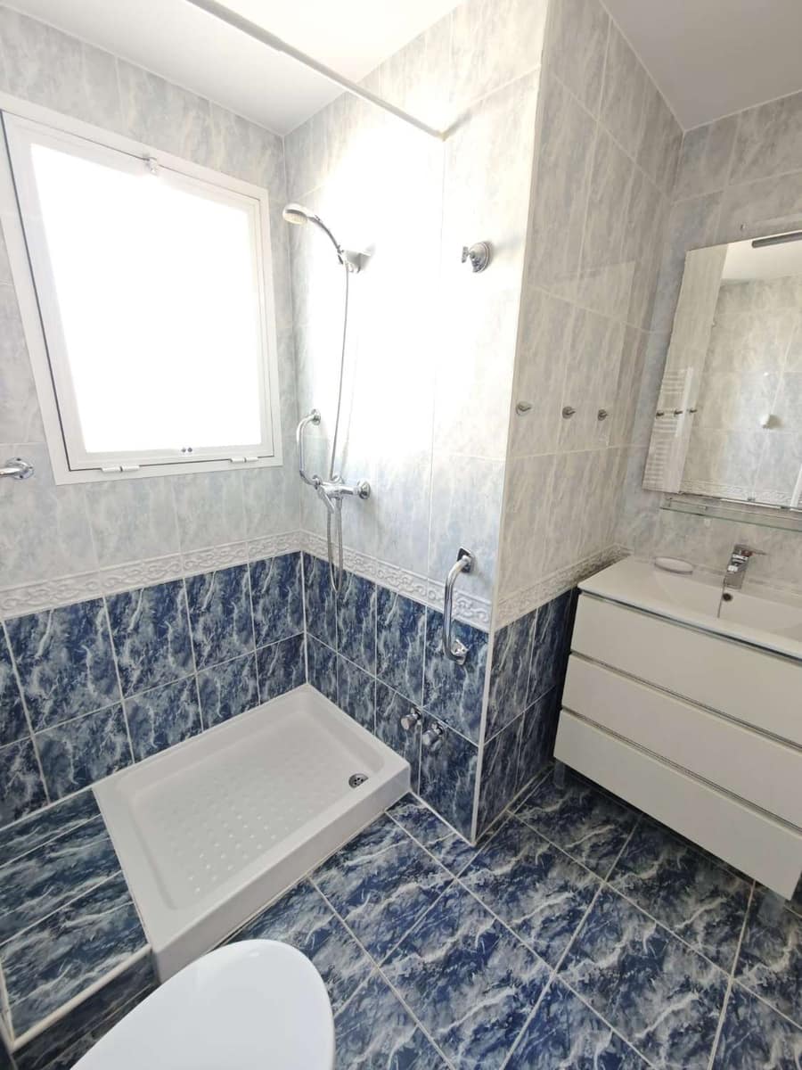 4 bedroom Flat for sale in Torre del Mar with garage - € 484,900 (Ref: 10011828)