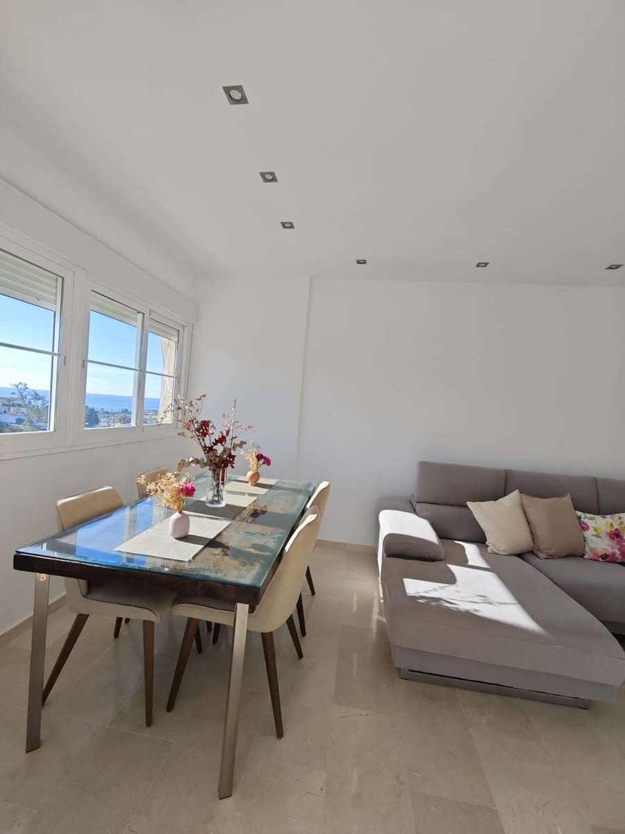 Piso de 3 habitaciones en Caleta de Vélez en venta con piscina garaje - 400.000 € (Ref: 10011829)