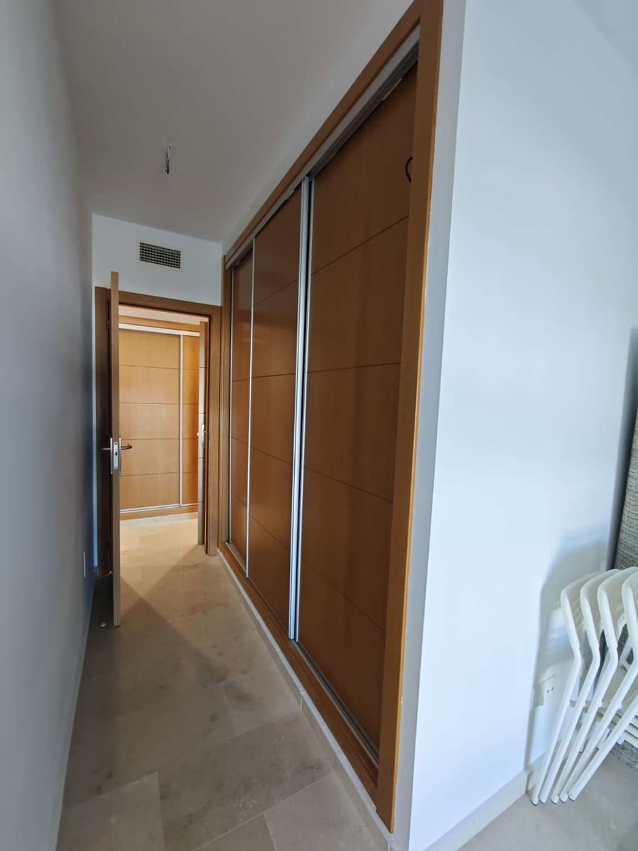 Piso de 3 habitaciones en Caleta de Vélez en venta con piscina garaje - 400.000 € (Ref: 10011829)