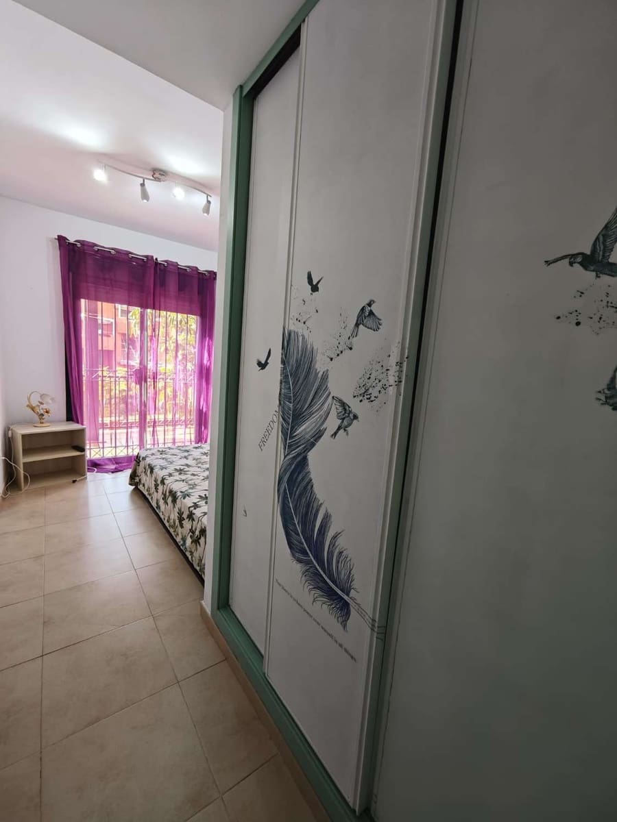 3 bedroom Flat for sale in Torre del Mar with pool garage - € 409,900 (Ref: 10011830)