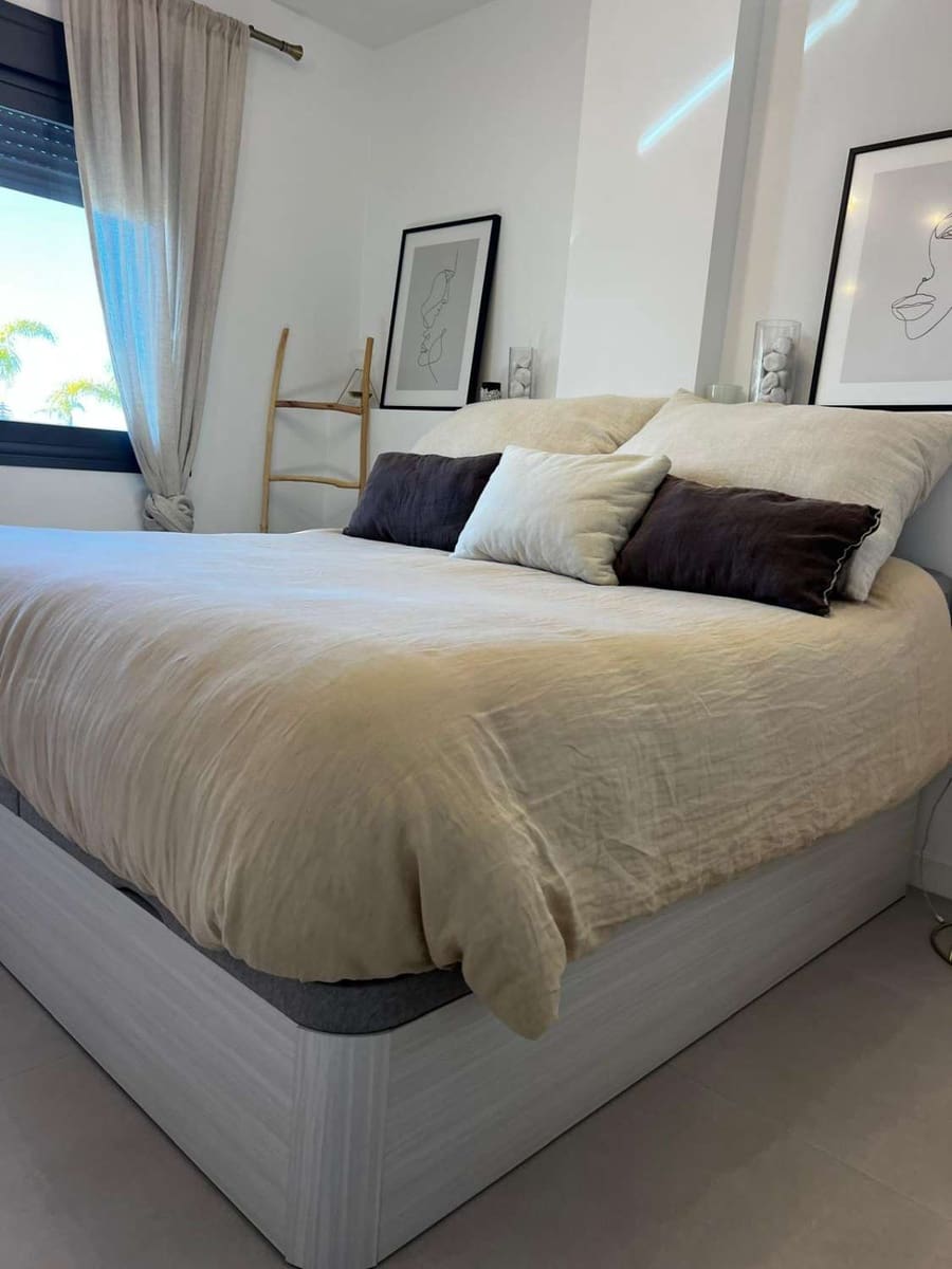 2 bedroom Flat for sale in Almayate with pool garage - € 444,900 (Ref: 10011831)
