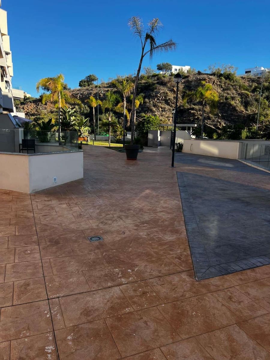 2 bedroom Flat for sale in Almayate with pool garage - € 444,900 (Ref: 10011831)