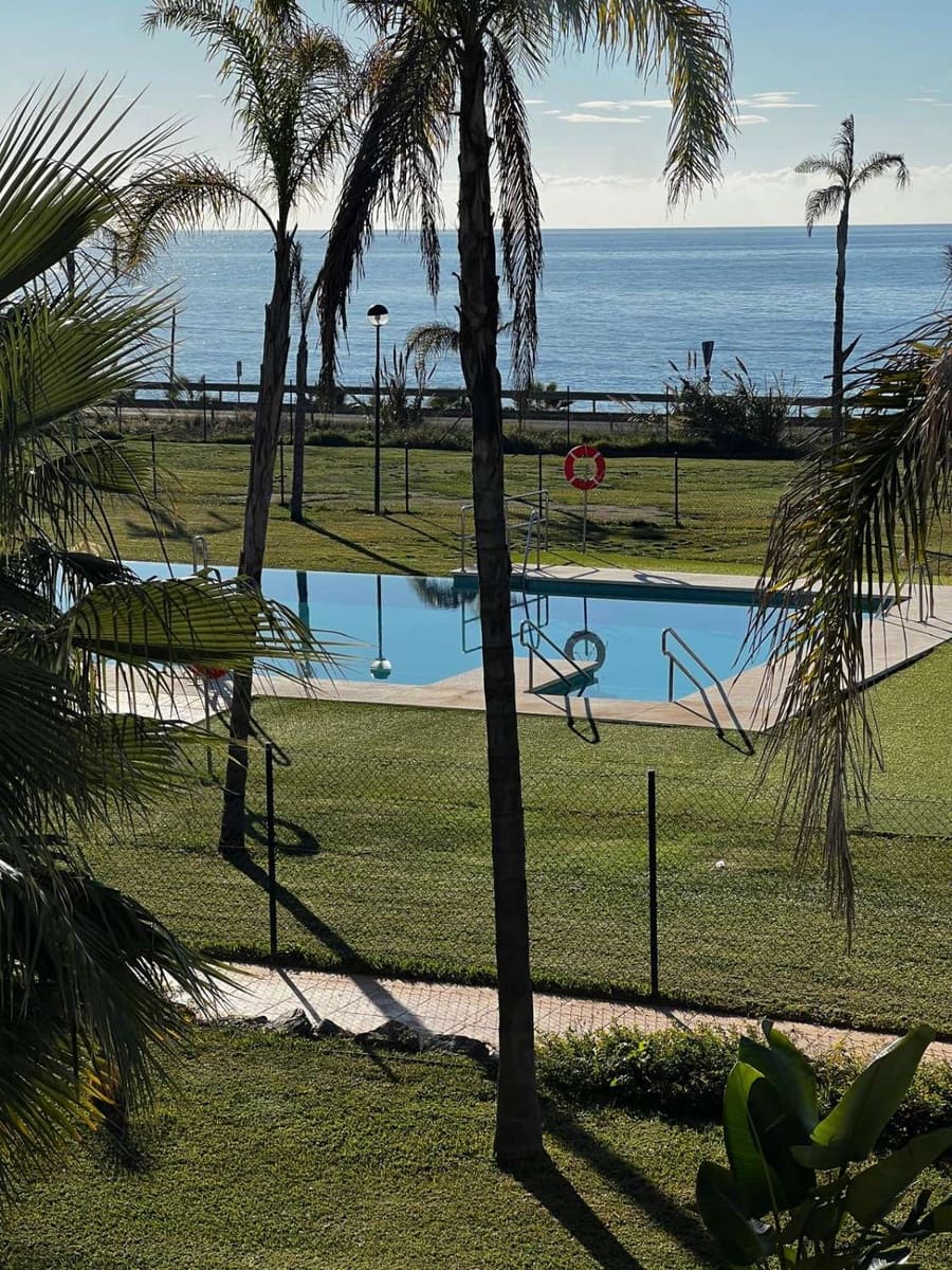 2 bedroom Flat for sale in Almayate with pool garage - € 444,900 (Ref: 10011831)