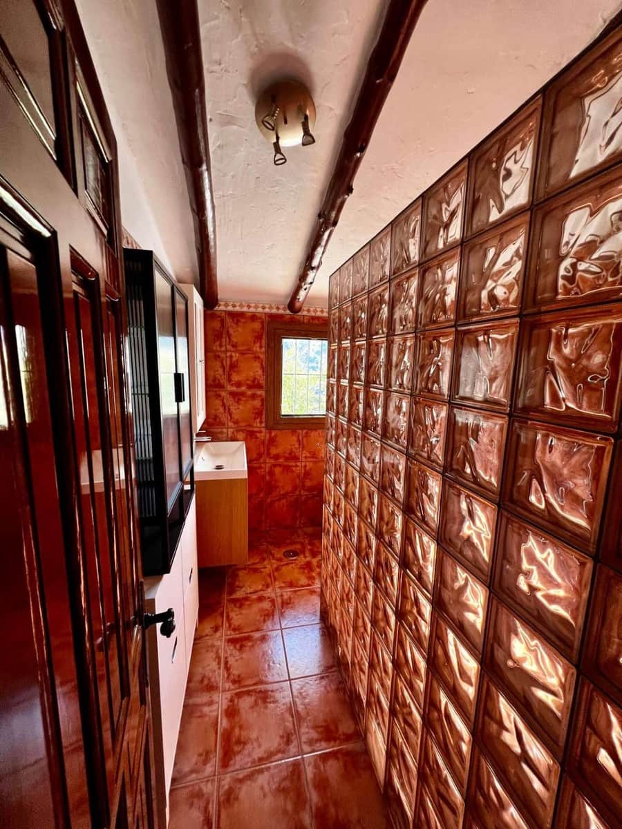 3 bedroom Villa for sale in Vinuela with pool - € 475,000 (Ref: 10011832)