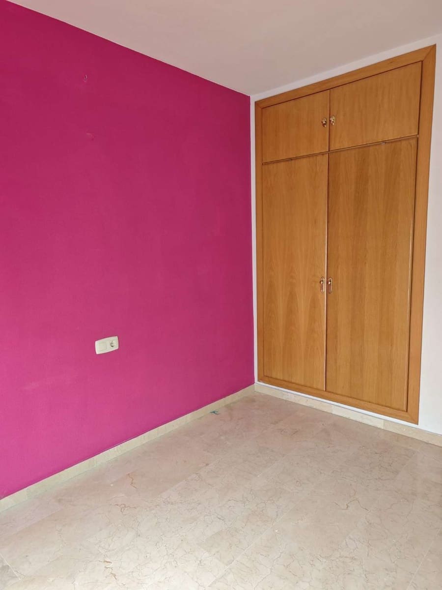 Piso de 4 habitaciones en Caleta de Vélez en venta con piscina garaje - 370.000 € (Ref: 10011833)
