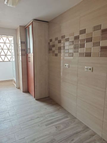 Piso de 4 habitaciones en Caleta de Vélez, Vélez-Málaga en venta con piscina garaje - 370.000 € (Ref: 10011833)