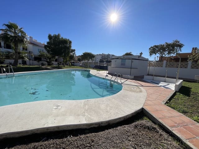 3 bedroom Terraced Villa for sale in Torre del Mar, Vélez-Málaga with pool garage - € 450,000 (Ref: 10011835)