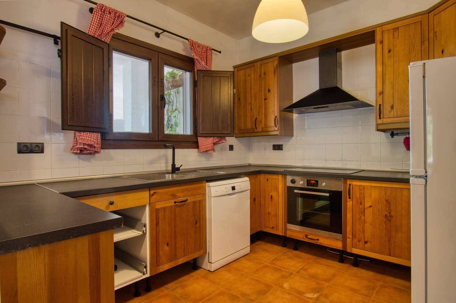 3 sypialnia Finka/Dom wiejski na sprzedaż w Periana z basenem garażem - 380 000 € (Ref: 10011836)