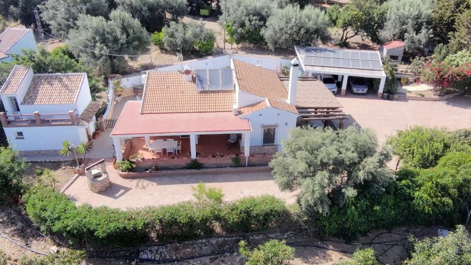3 bedroom Villa for sale in Mondron with pool - € 380,000 (Ref: 10011837)