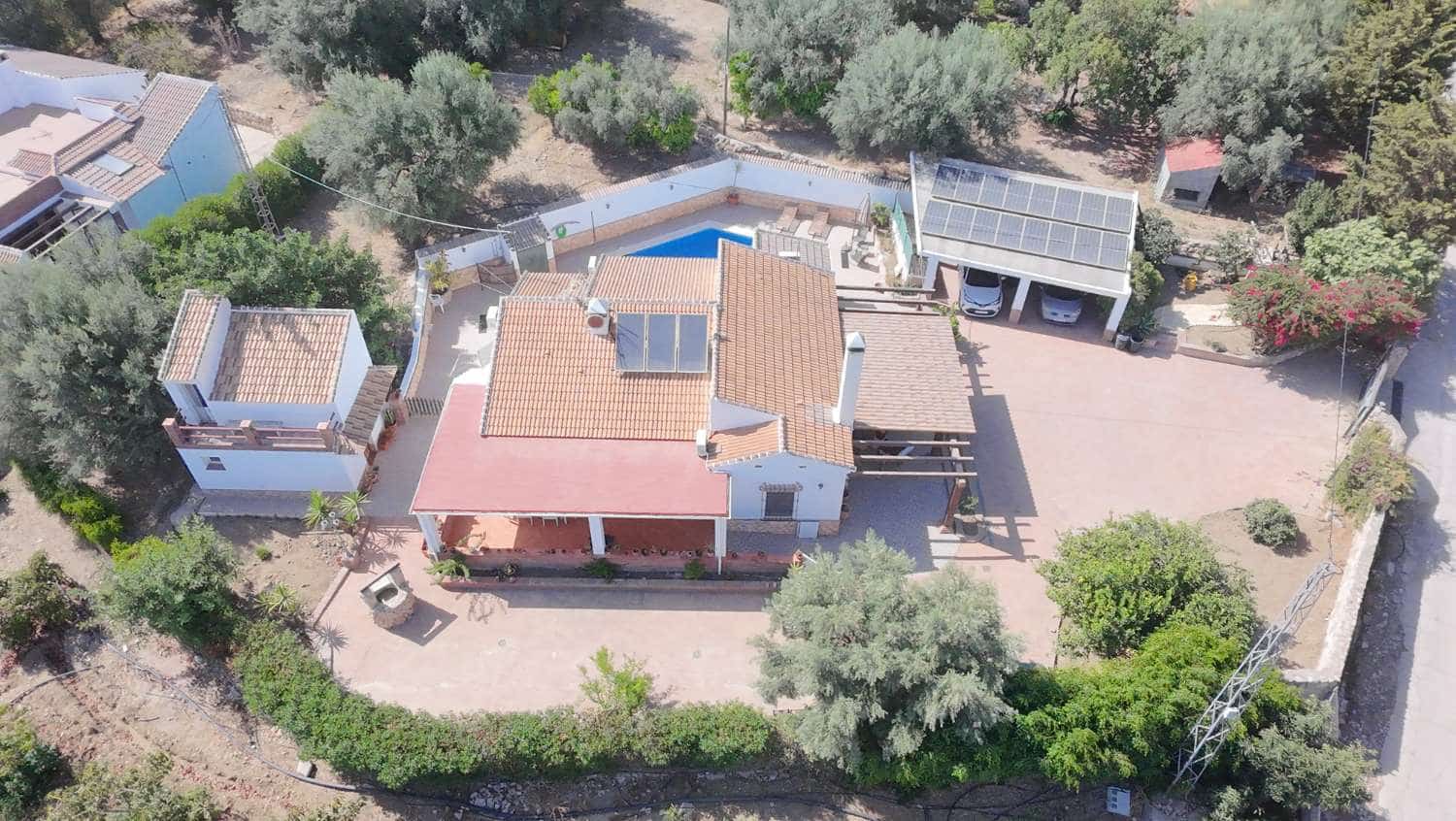3 bedroom Villa for sale in Mondron with pool - € 380,000 (Ref: 10011837)