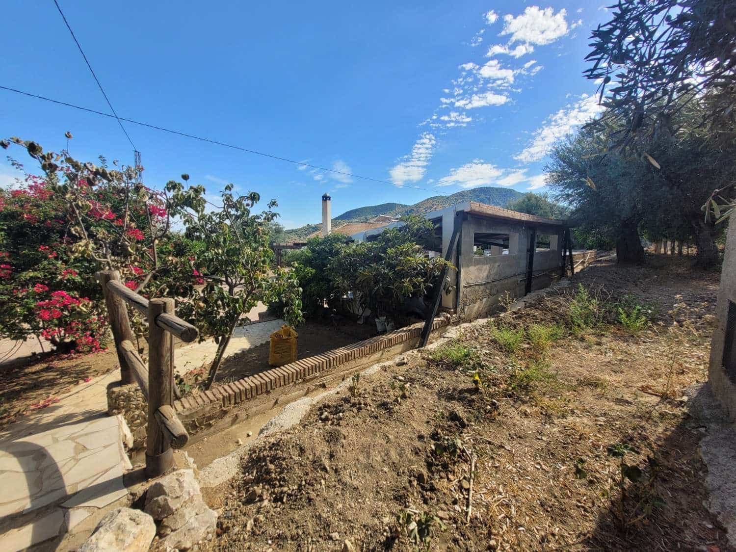 3 bedroom Villa for sale in Mondron with pool - € 380,000 (Ref: 10011837)