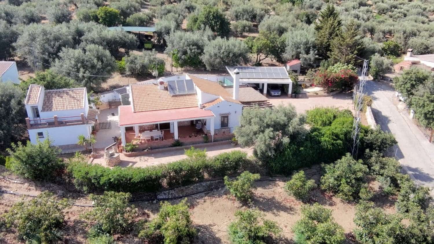 3 bedroom Villa for sale in Mondron with pool - € 380,000 (Ref: 10011837)