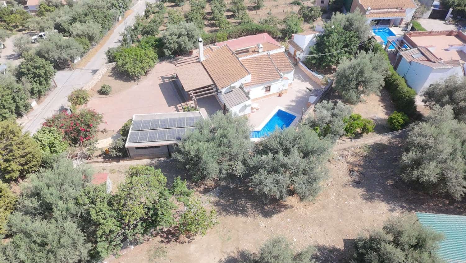 3 bedroom Villa for sale in Mondron with pool - € 380,000 (Ref: 10011837)