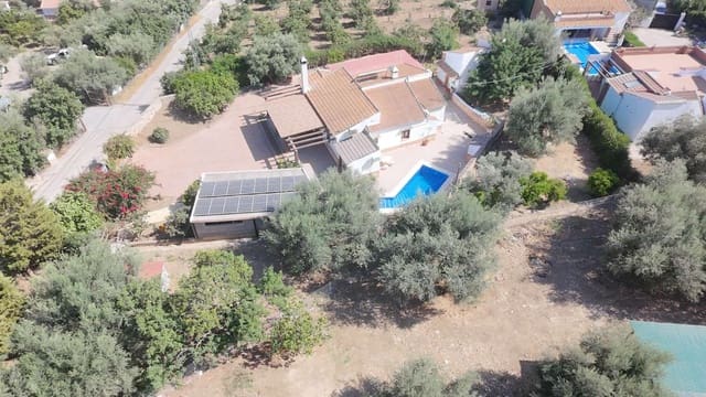 3 bedroom Villa for sale in Mondron, Periana with pool - € 380,000 (Ref: 10011837)