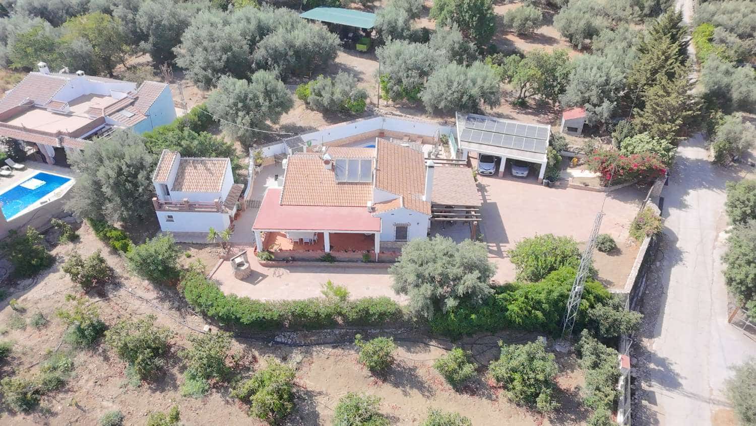 3 bedroom Villa for sale in Mondron with pool - € 380,000 (Ref: 10011837)