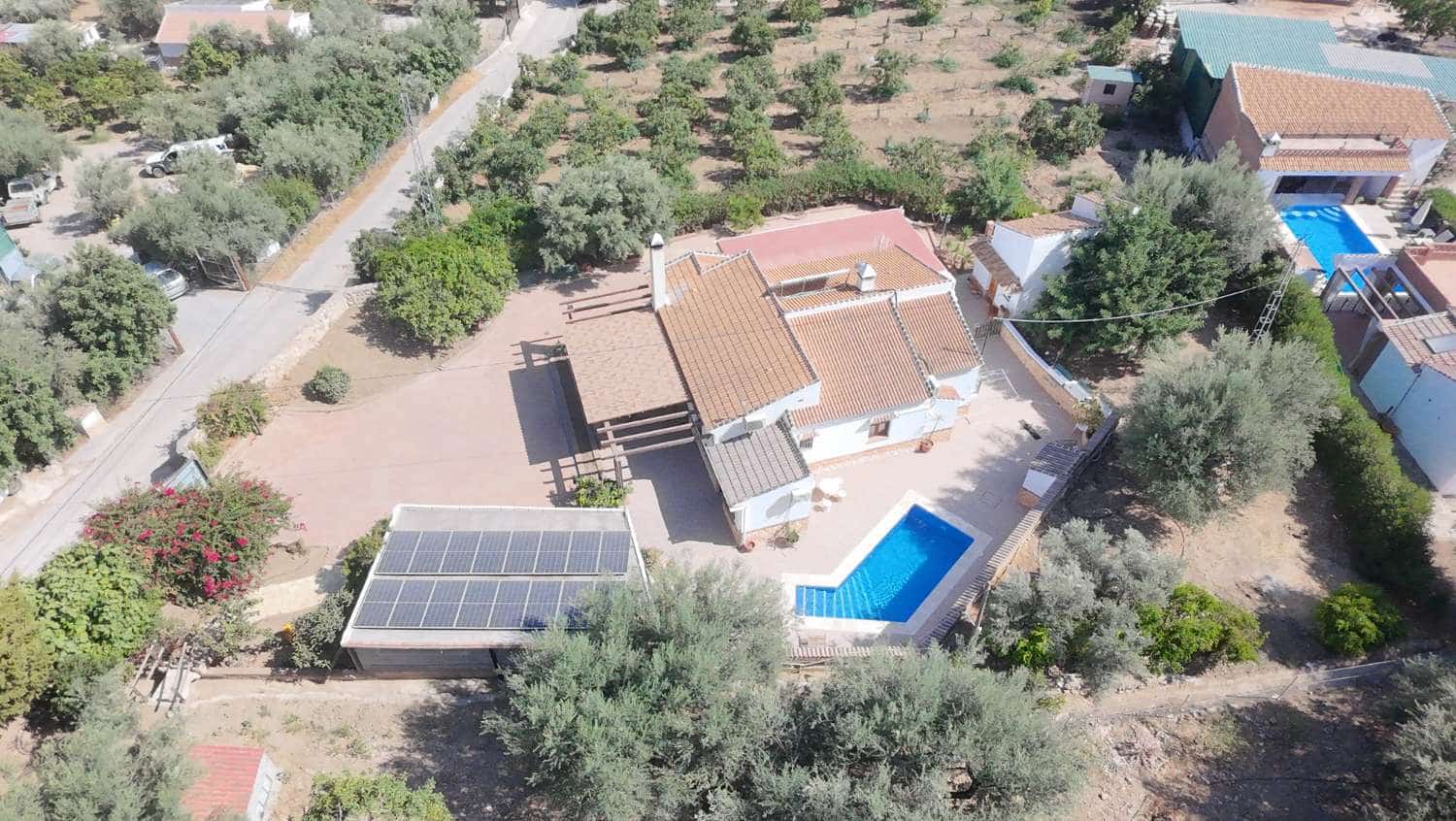 3 bedroom Villa for sale in Mondron with pool - € 380,000 (Ref: 10011837)