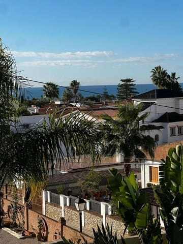 5 sypialnia Willa na sprzedaż w Caleta de Vélez, Vélez-Málaga z garażem - 850 000 € (Ref: 10011838)